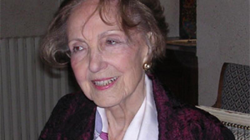 Madame le Professeur Thérèse Planiol, 12 février 2005, Veigné (I-L)